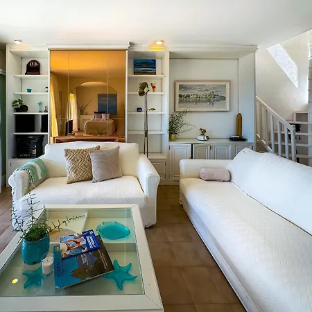 Calypso By Hello Homes Lägenhet